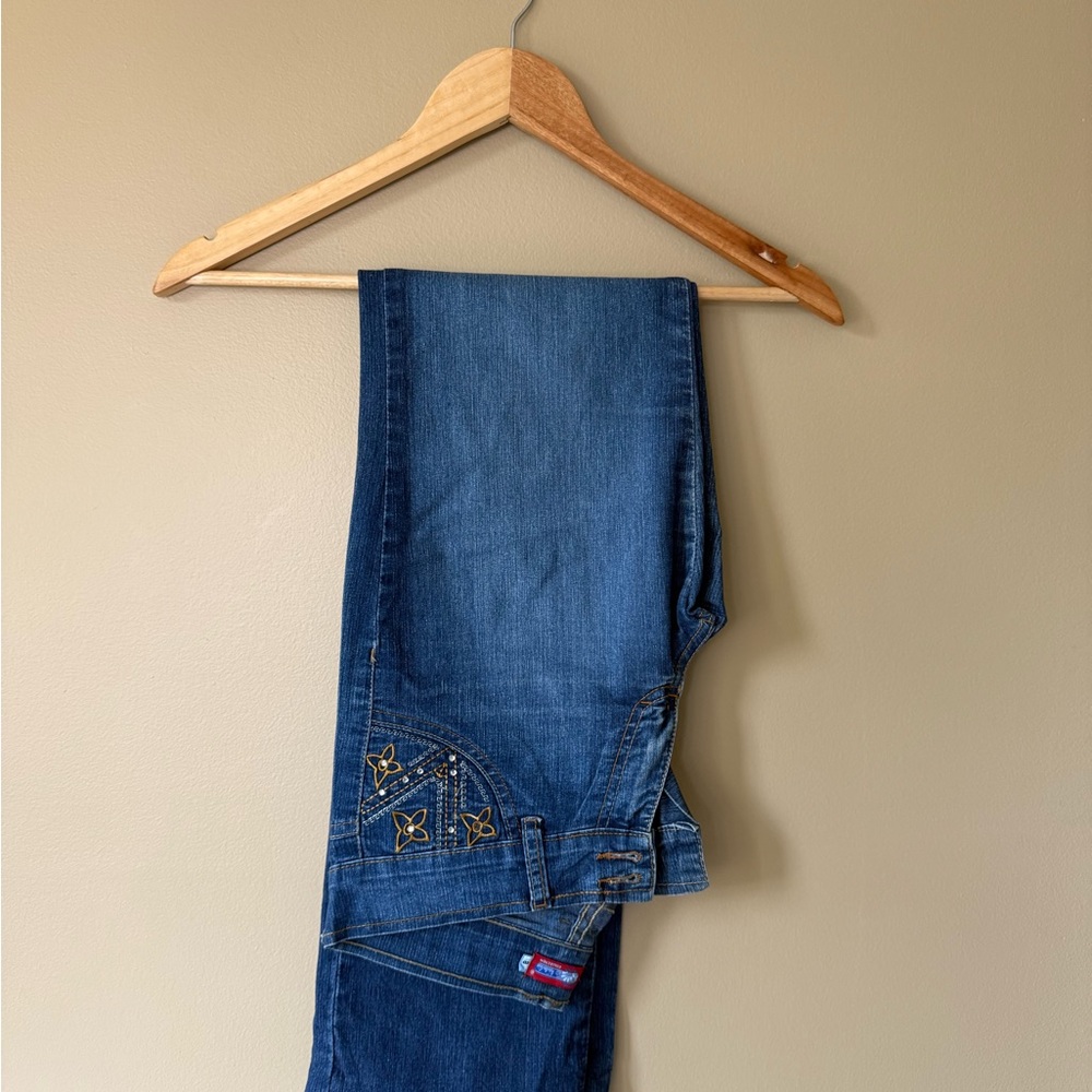Stylish Blue Jeans with Embroidered Details